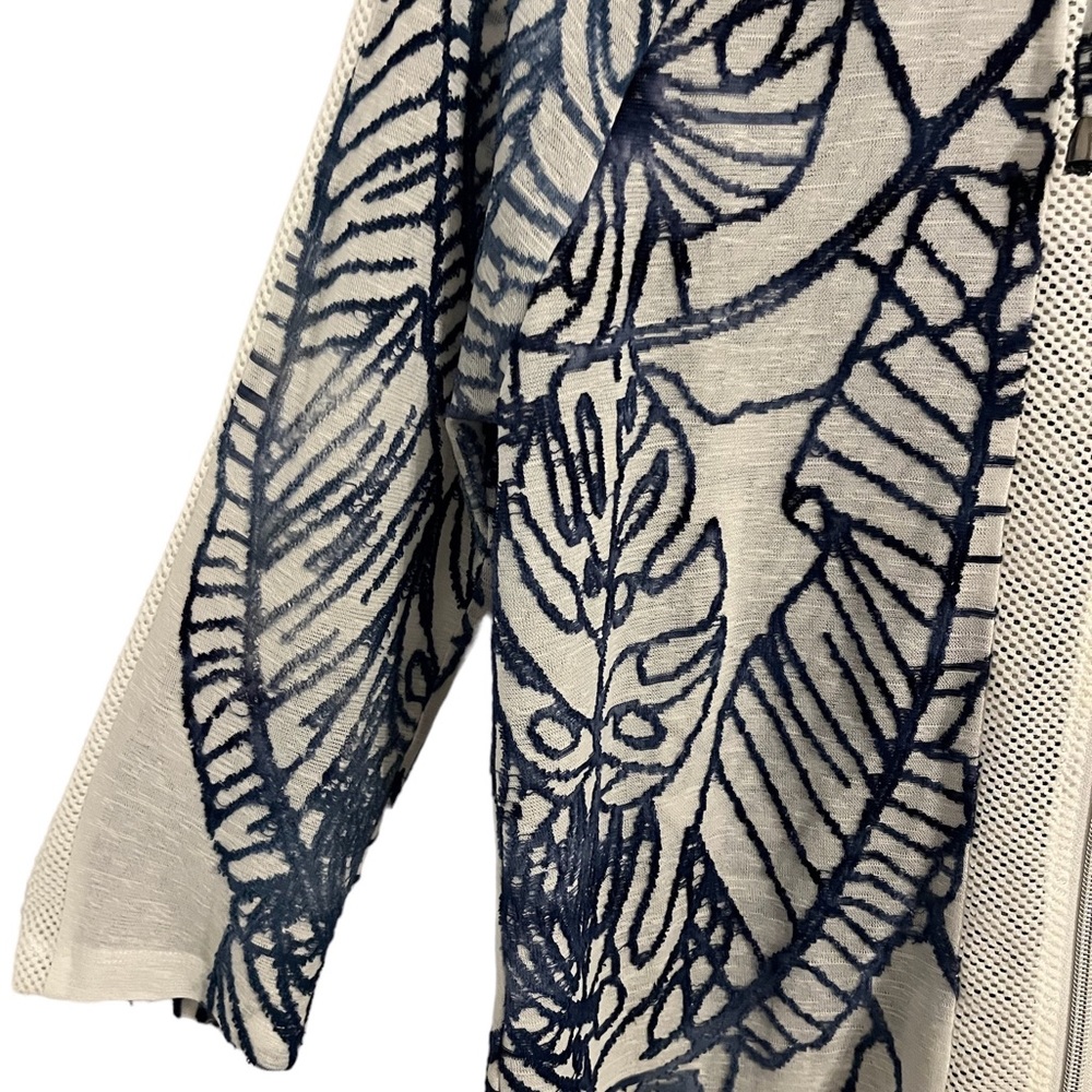Chico’s Weekends mesh cover up with hood and zipper sheer white - Picture 6 of 6